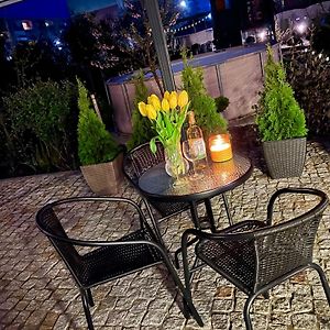 North Nest Luxury Suites